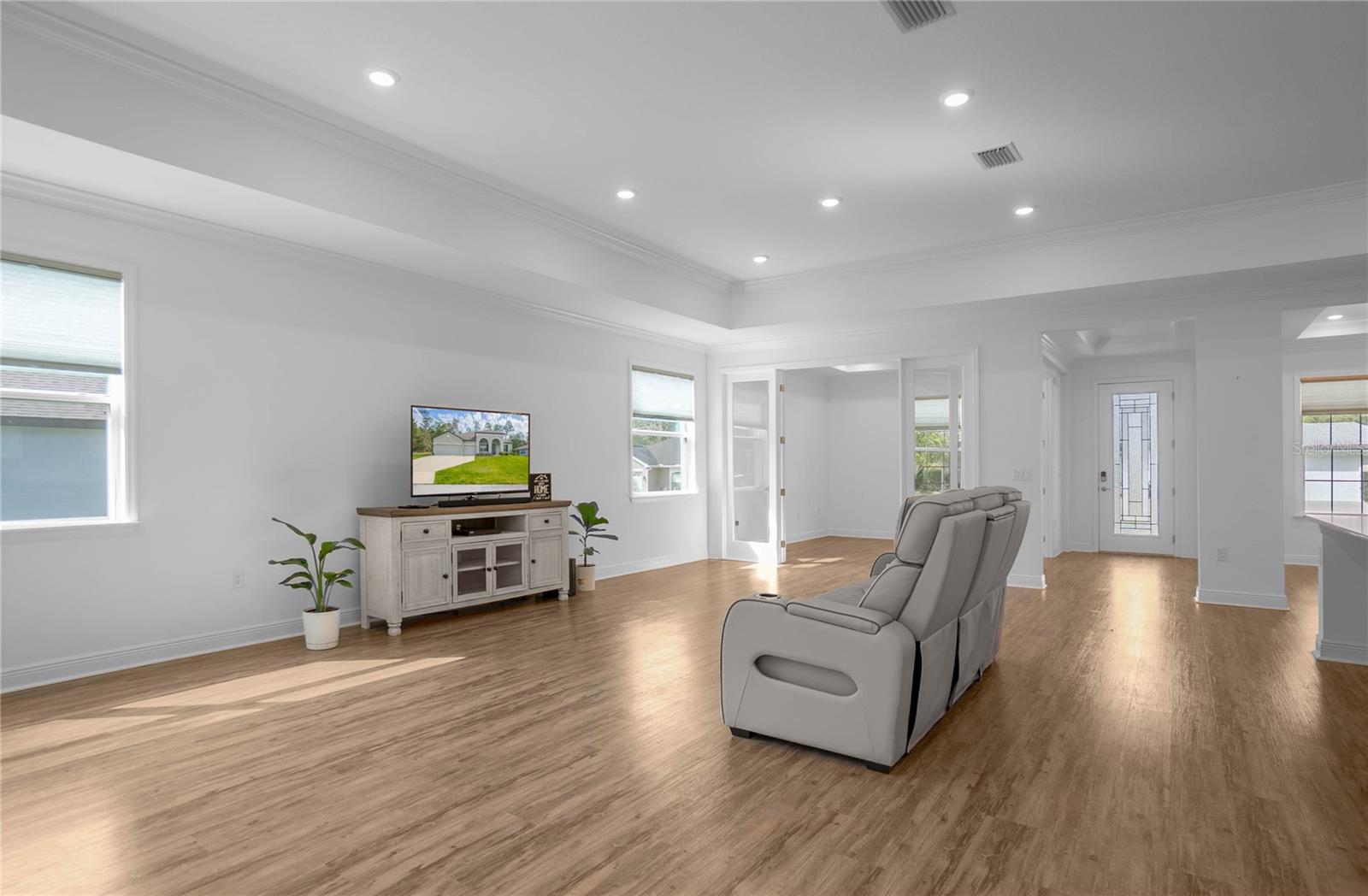 69 Grass, Homosassa, FL 34446