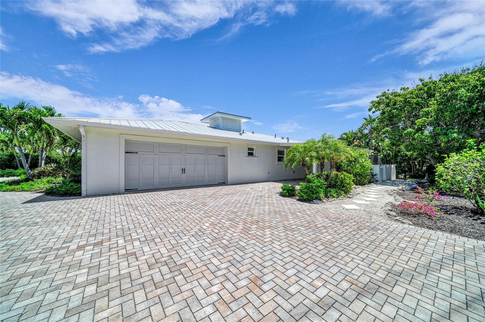 501 68th, Holmes Beach, FL 34217
