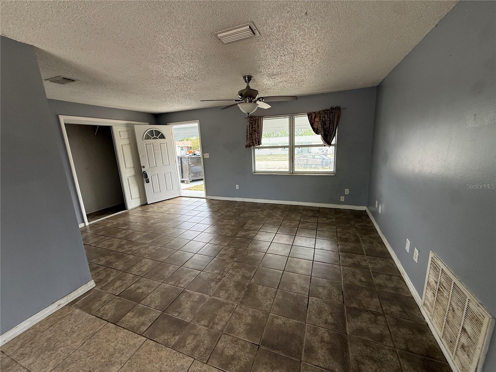 9275 Chase, Spring Hill, FL 34606