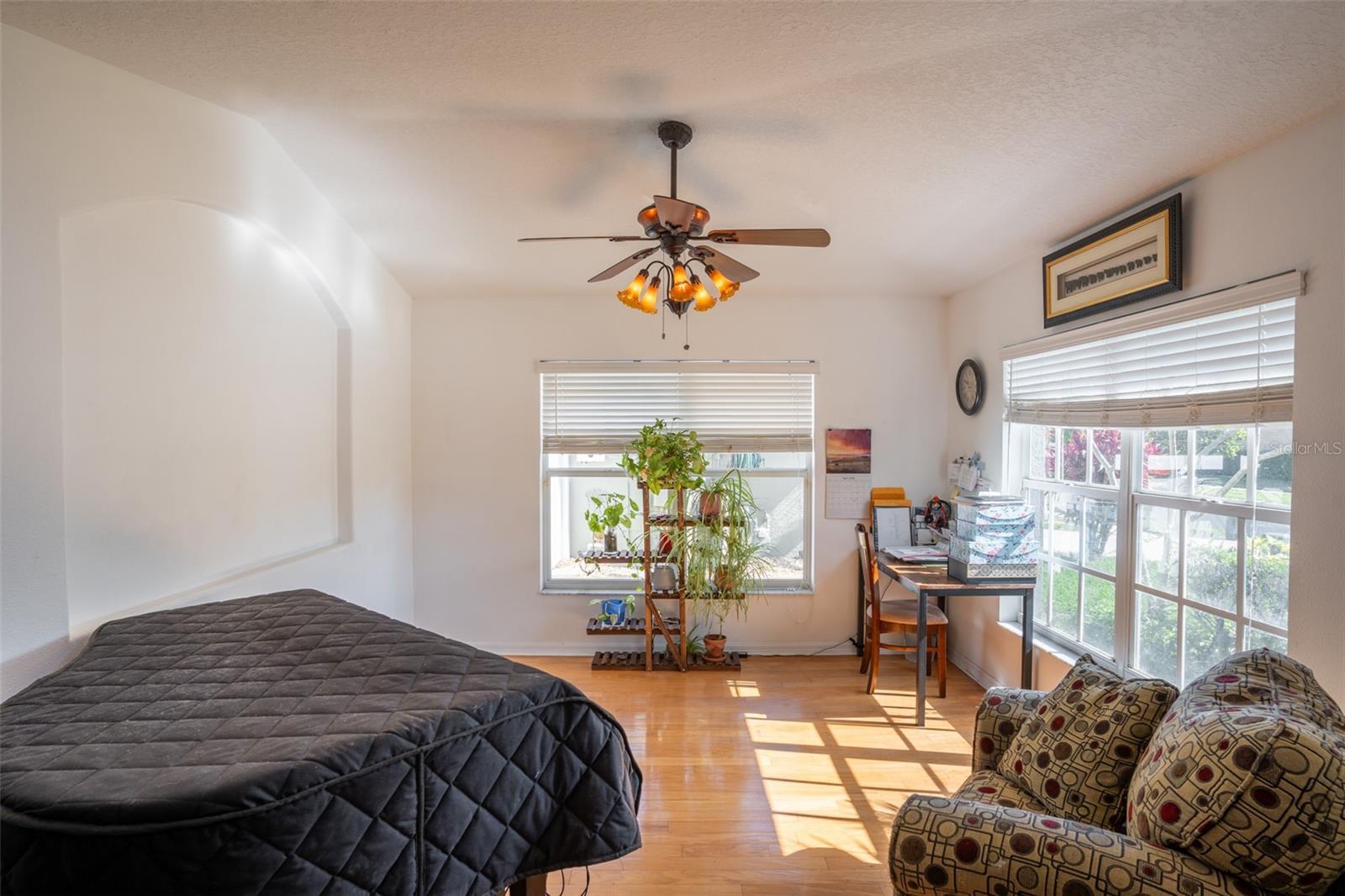 624 Lake, Tarpon Springs, FL 34689
