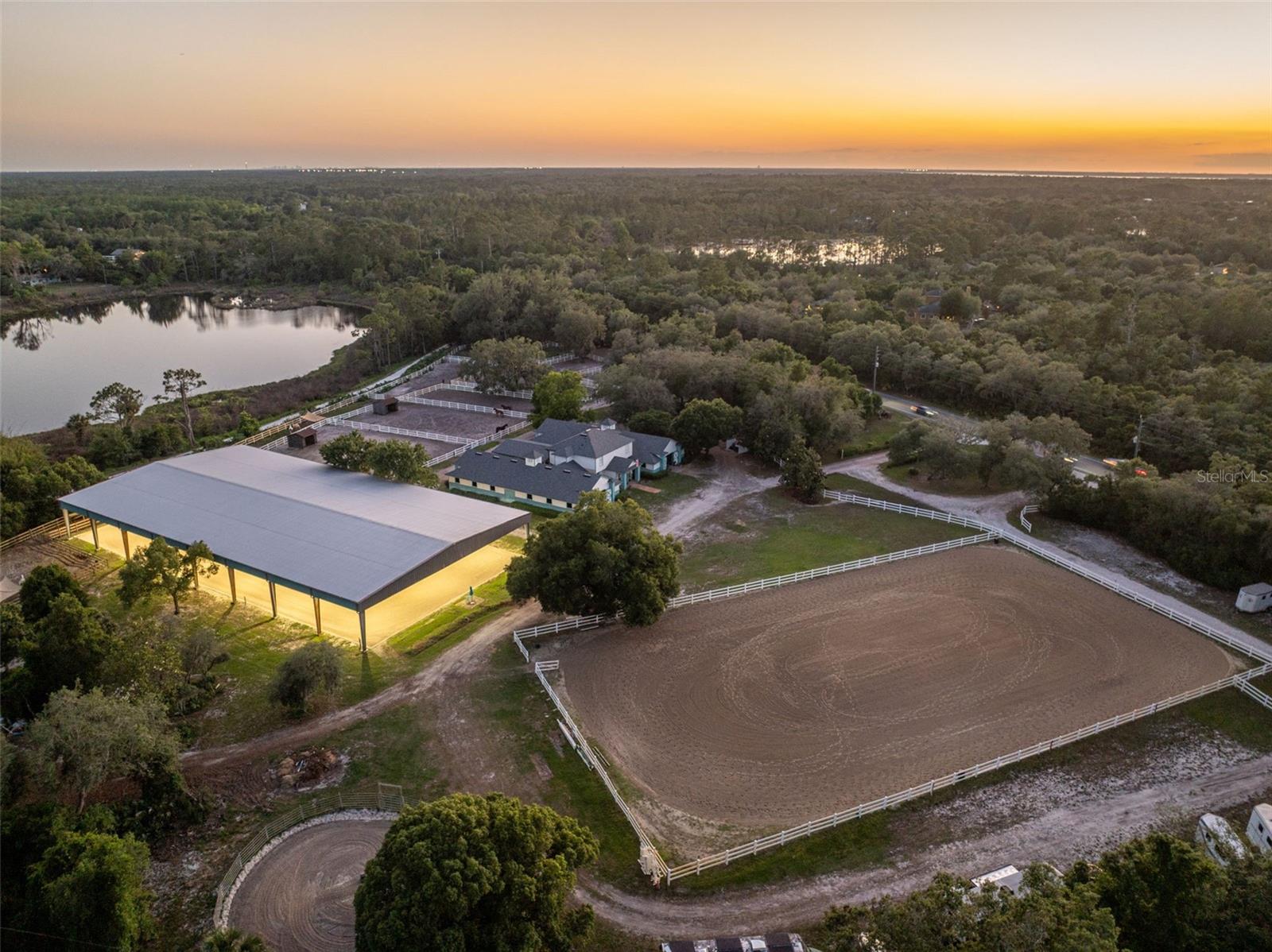 3287 County Road 426, Geneva, FL 32732