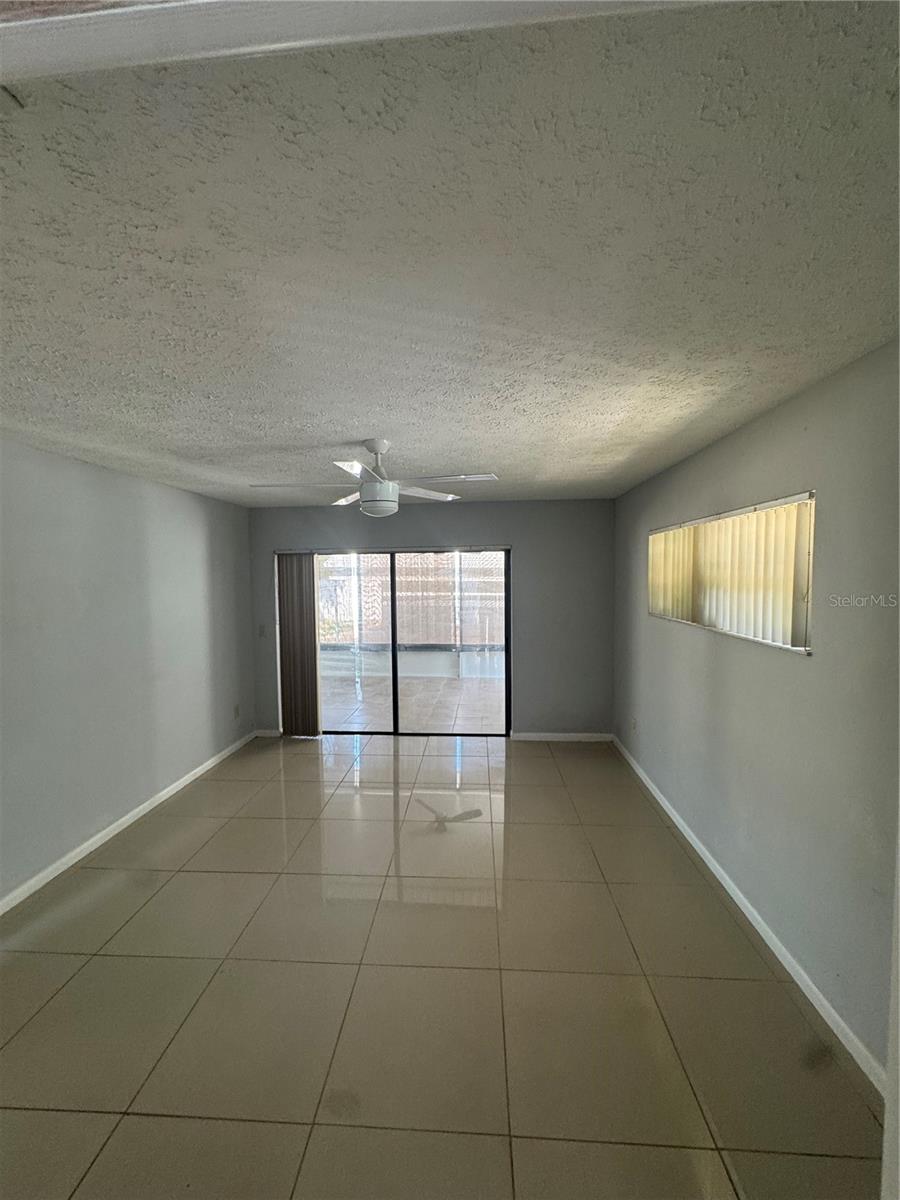 2376 Windsor Oaks, Lutz, FL 33549
