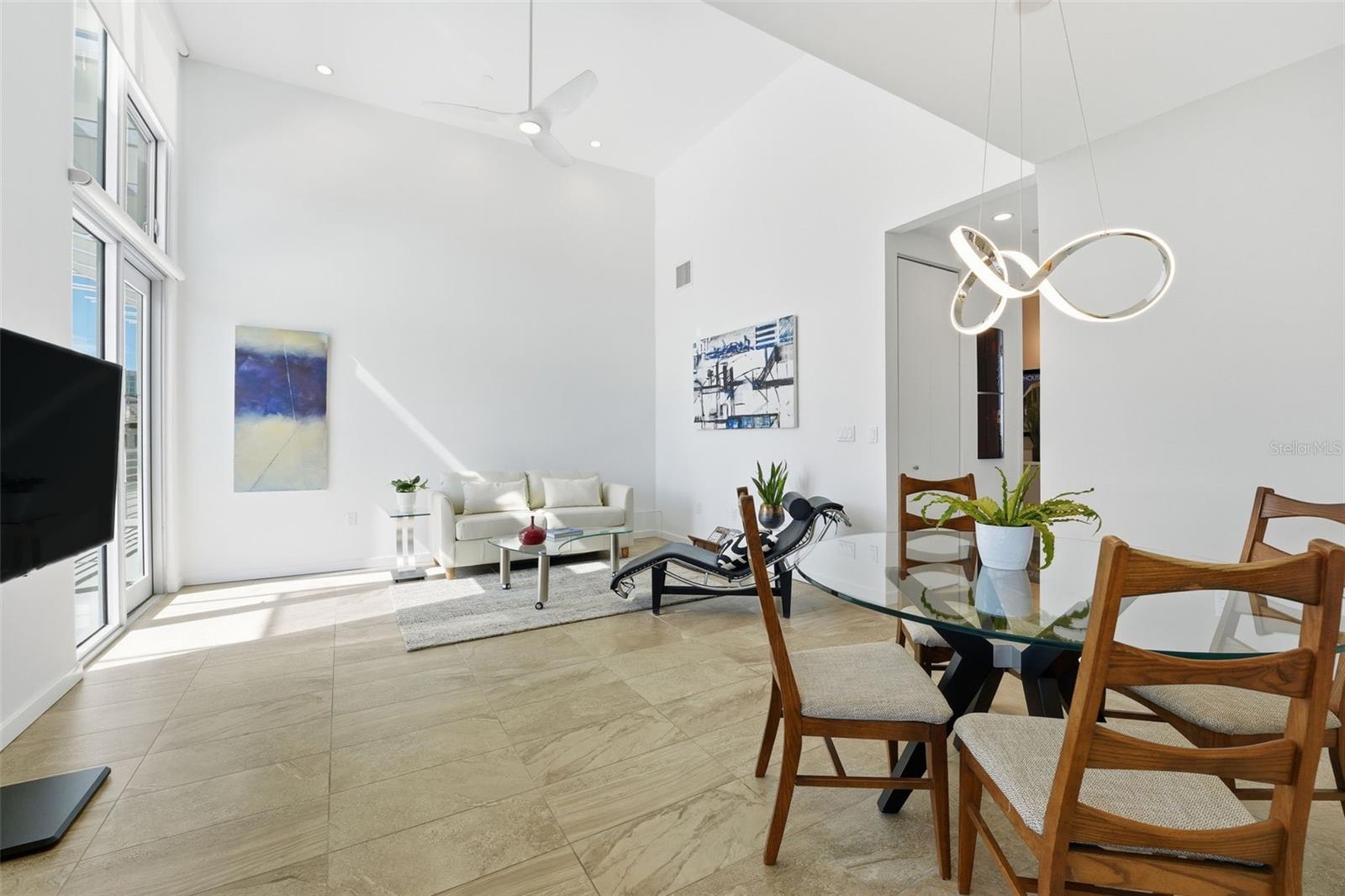 1350 5th Unit 402, Sarasota, FL 34236