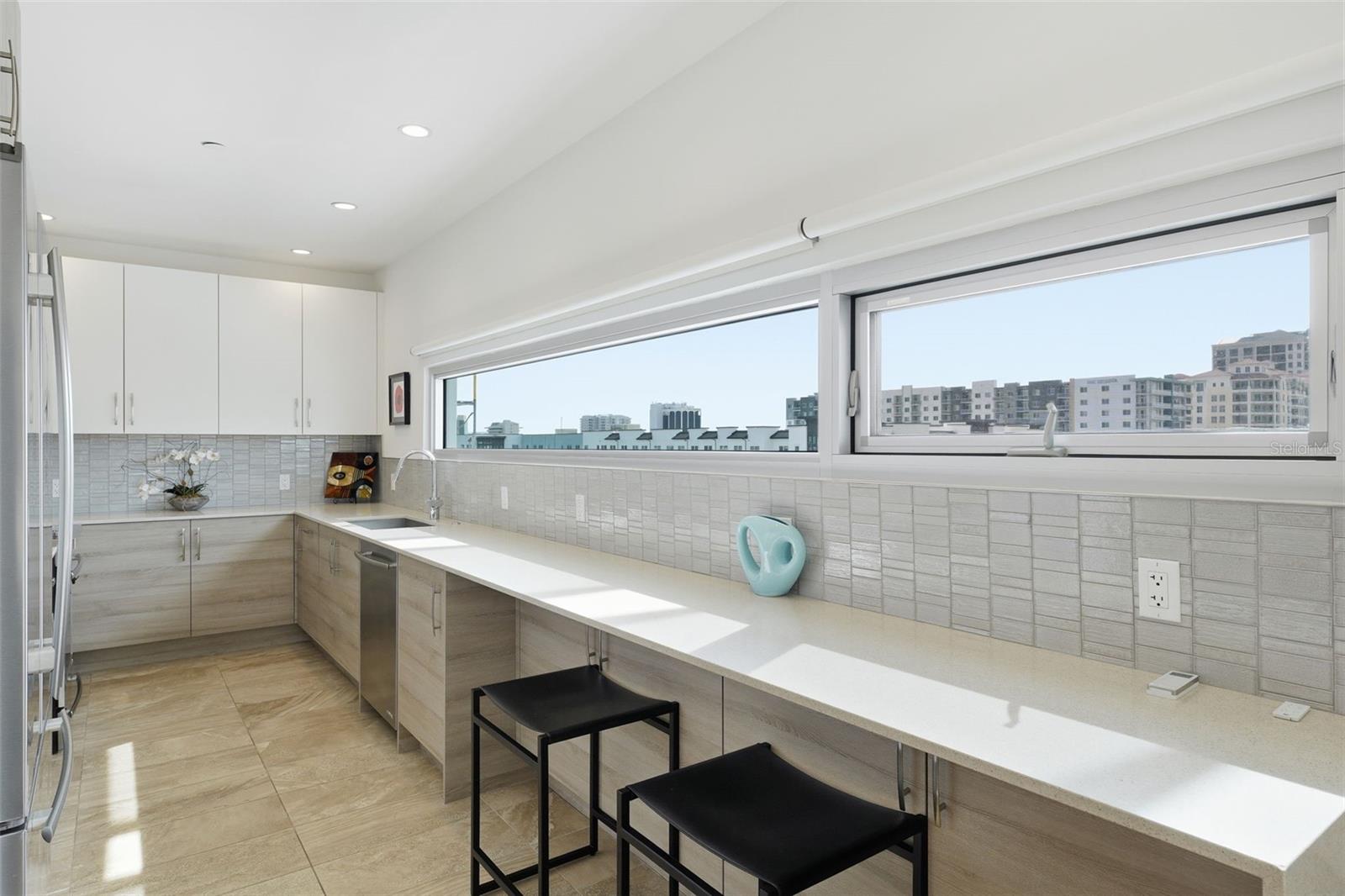 1350 5th Unit 402, Sarasota, FL 34236