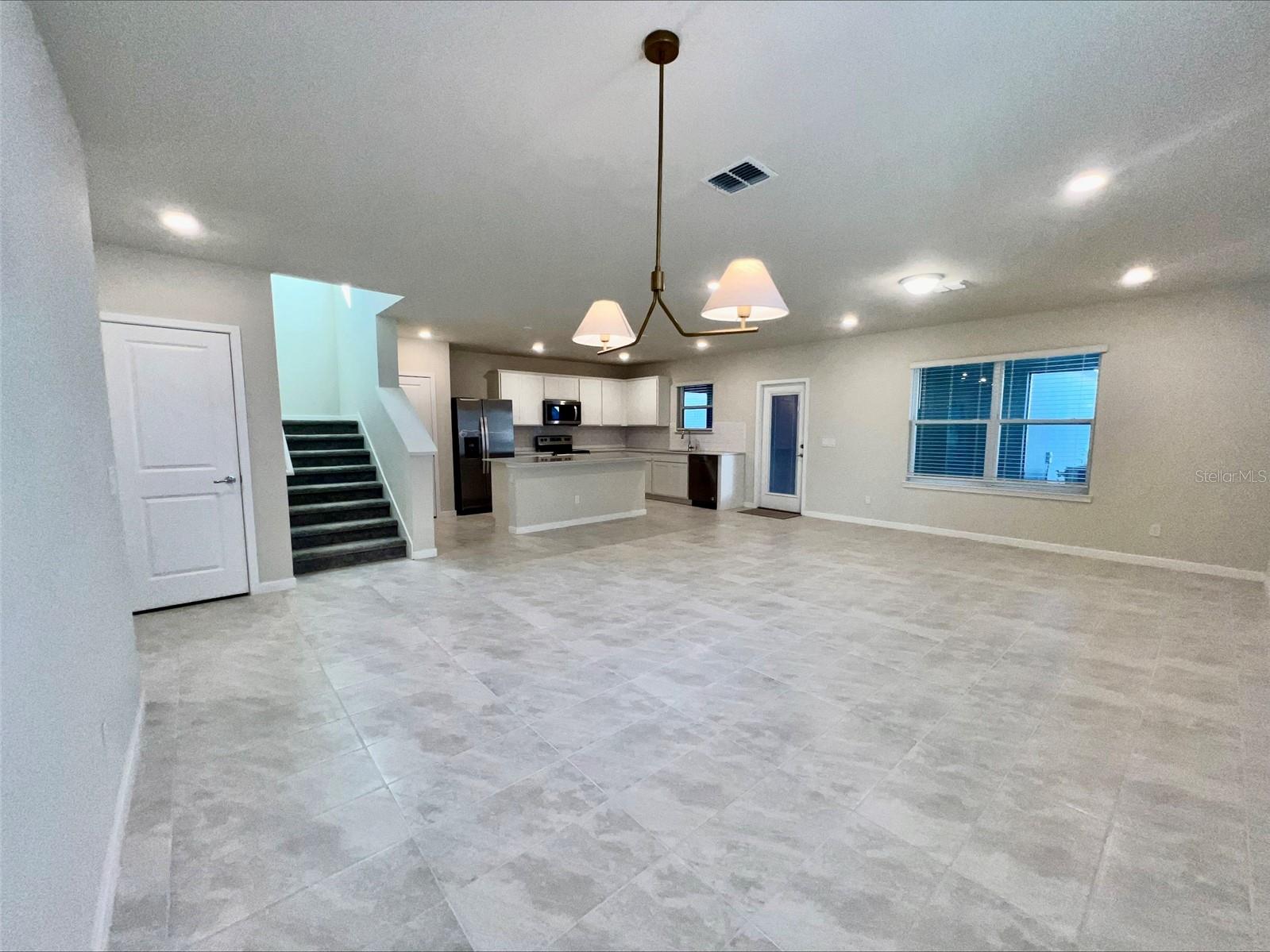 6098 Windy Leaf Aly, St Cloud, FL 34771