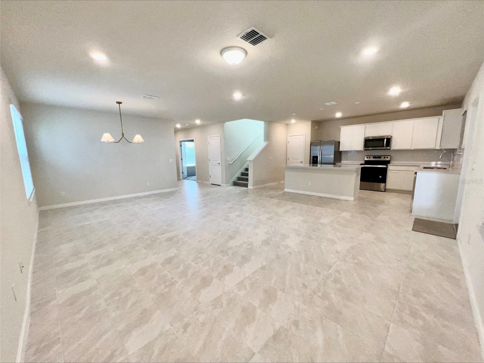 6098 Windy Leaf Aly, St Cloud, FL 34771