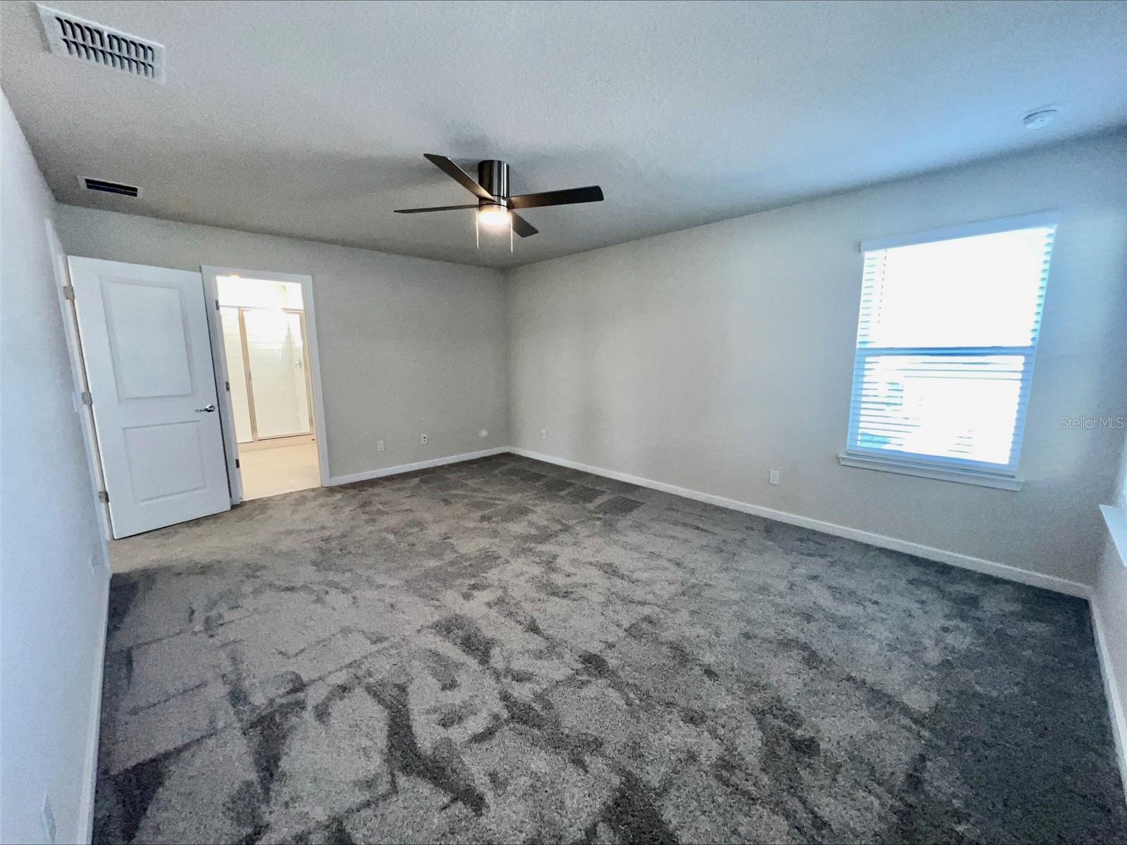 6098 Windy Leaf Aly, St Cloud, FL 34771