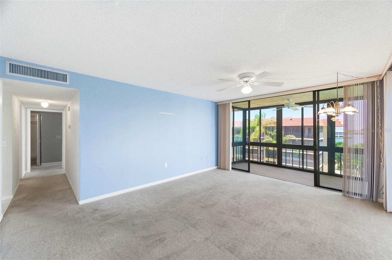 19701 Gulf Unit 417, Indian Shores, FL 33785