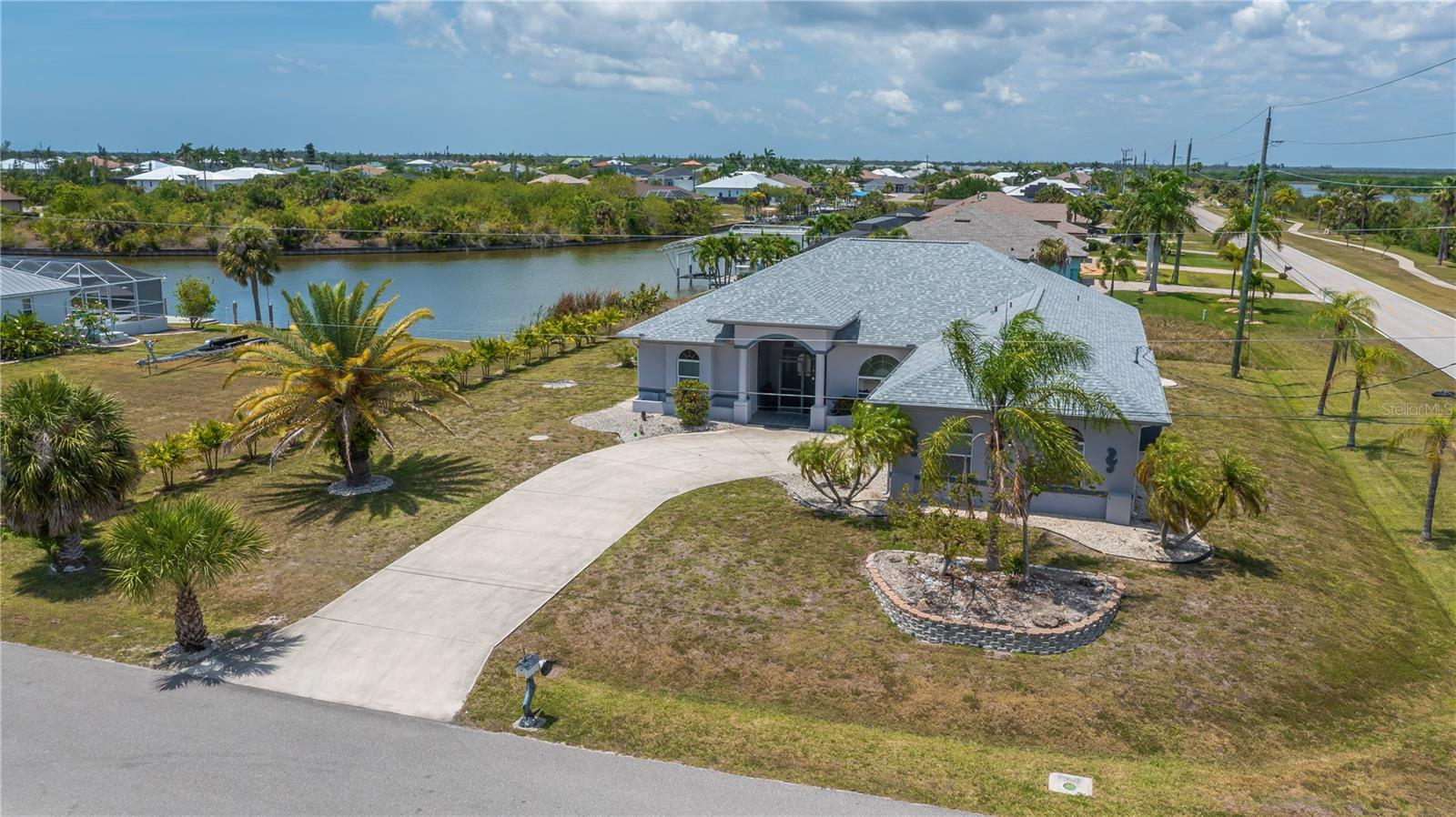 15400 Alcove, Port Charlotte, FL 33981