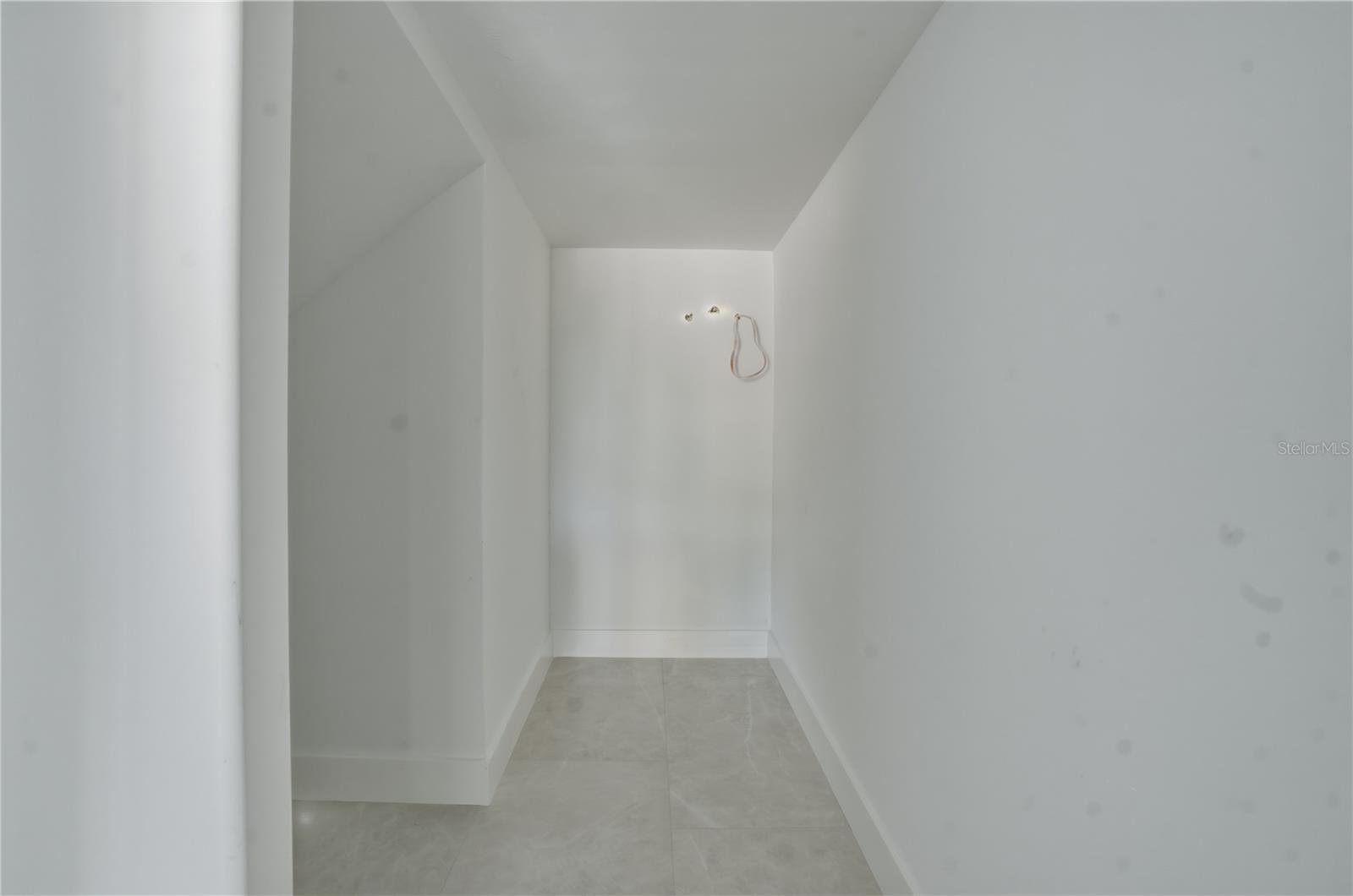 685 1st, Safety Harbor, FL 34695