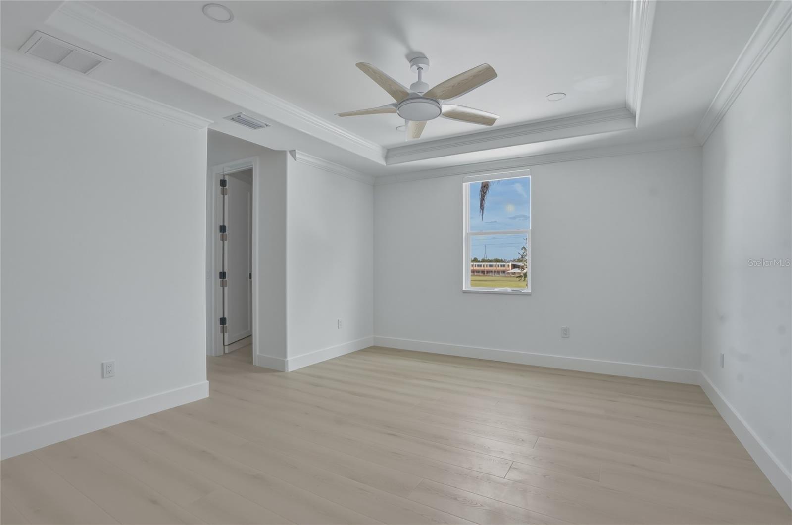 685 1st, Safety Harbor, FL 34695