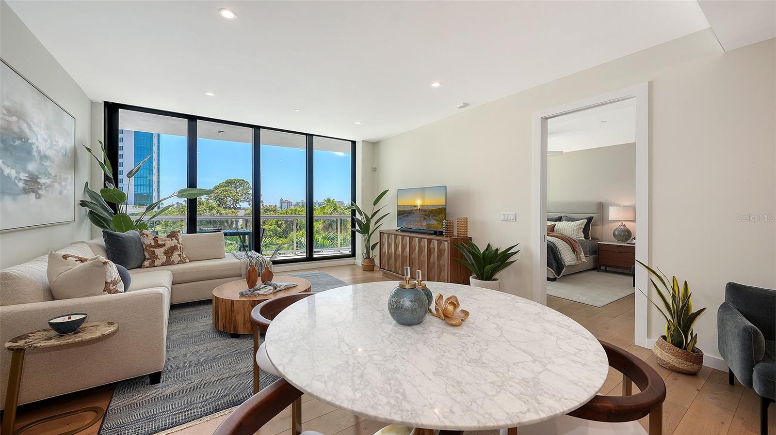 300 Pineapple Unit 302, Sarasota, FL 34236