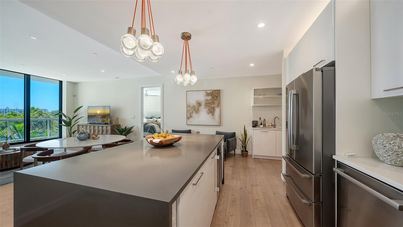 300 Pineapple Unit 302, Sarasota, FL 34236