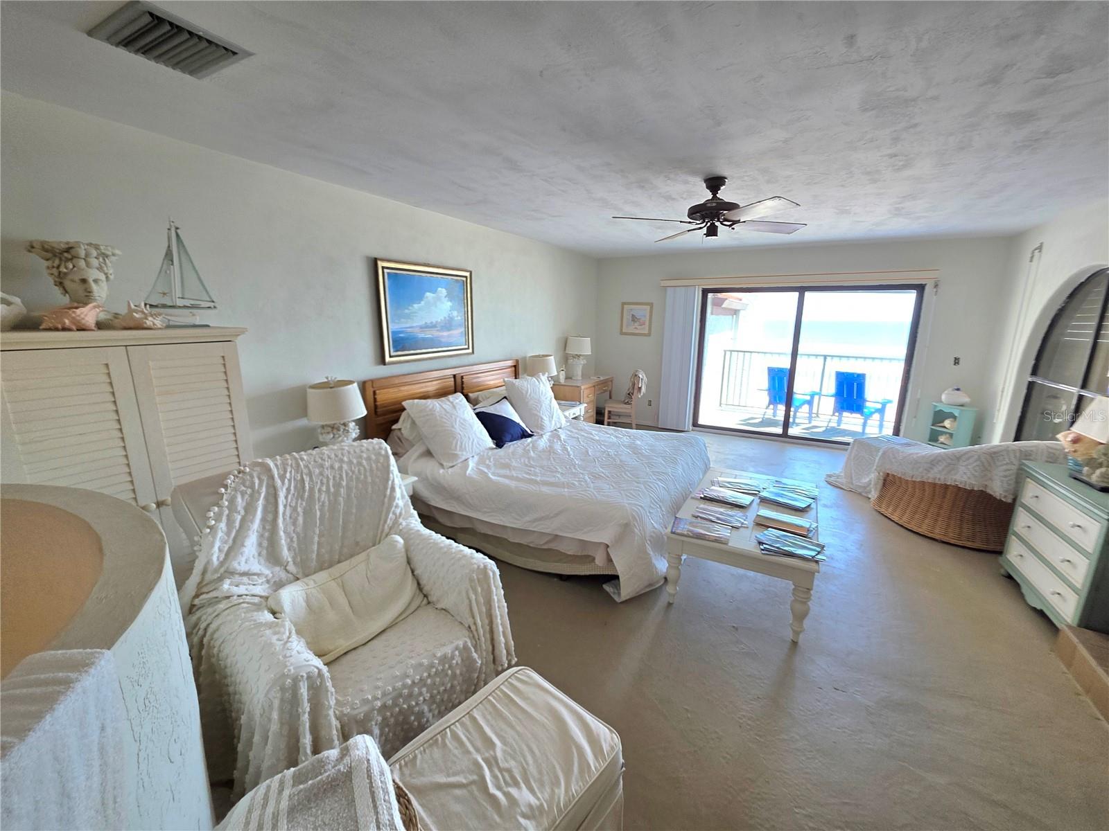 3001 Atlantic Unit 300, New Smyrna Beach, FL 32169