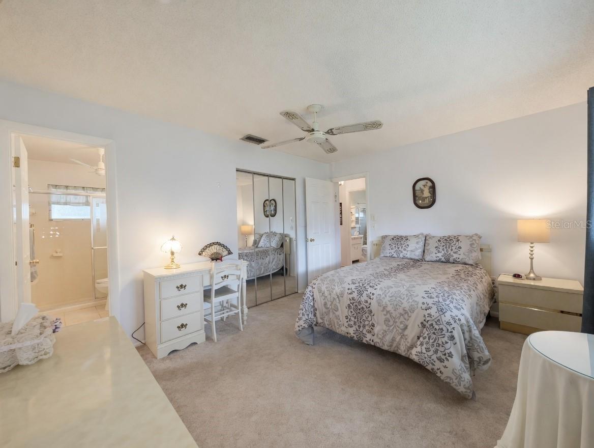 2225 Orange Blossom, Bradenton, FL 34207