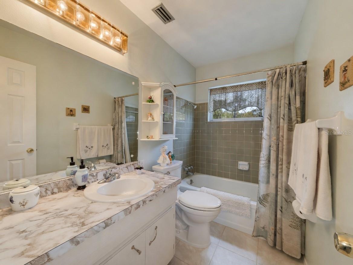 2225 Orange Blossom, Bradenton, FL 34207