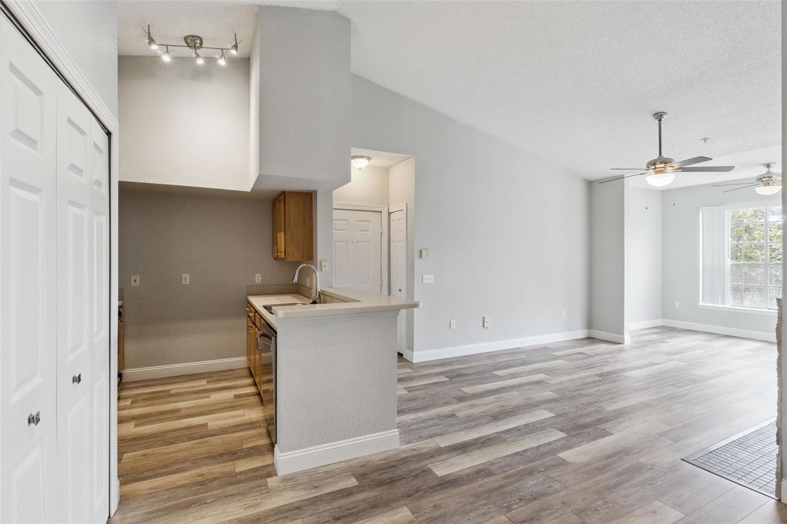 13015 Plantation Park Unit 1035, Orlando, FL 32821