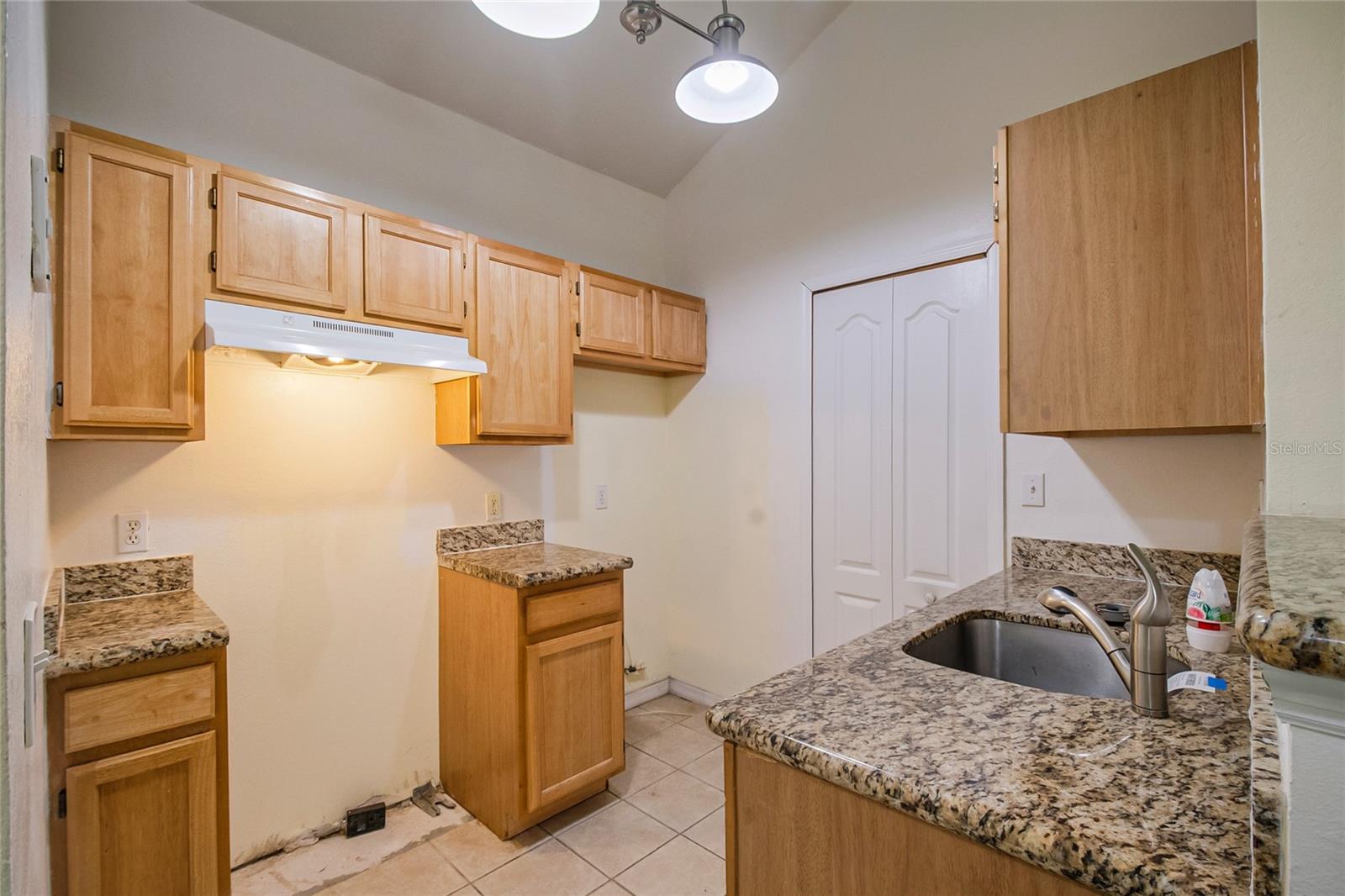 3019 Bonfire Beach Unit 205, Kissimmee, FL 34746