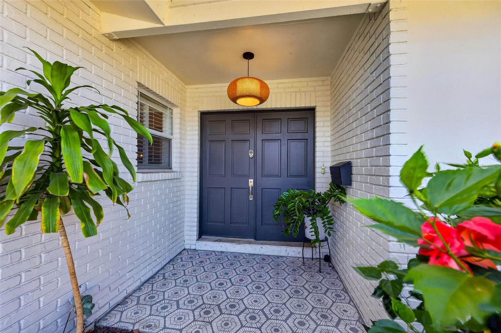 8450 Flagstone, Tampa, FL 33615