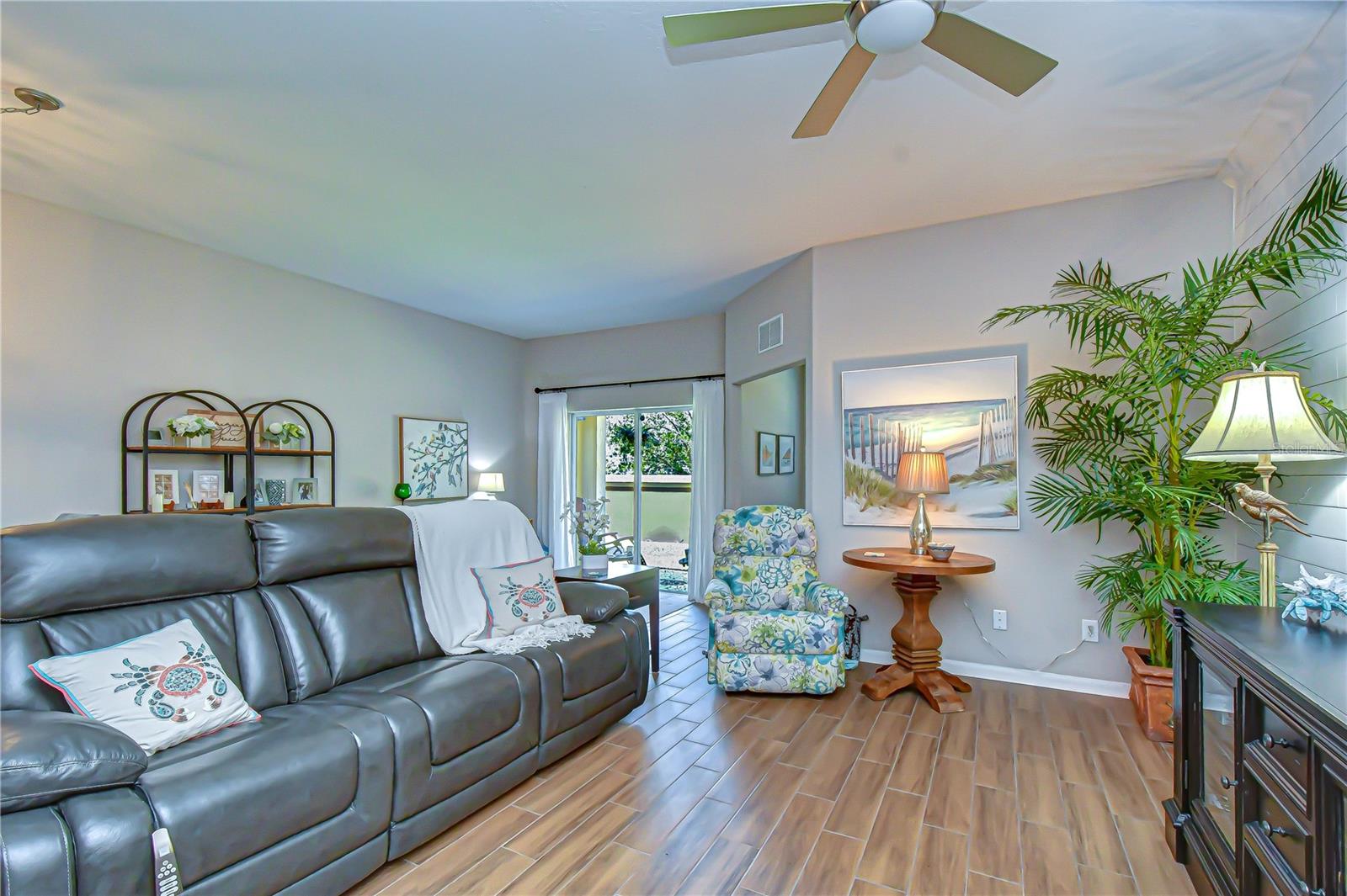 2938 Lochcarron, Land O Lakes, FL 34638