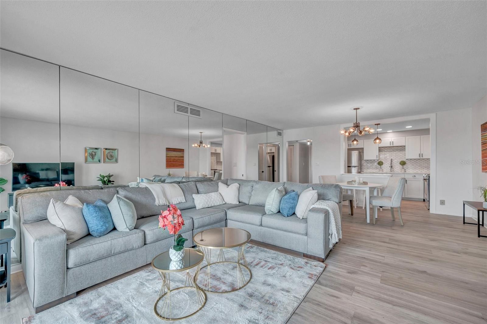 400 64th Unit 907 W, St Pete Beach, FL 33706