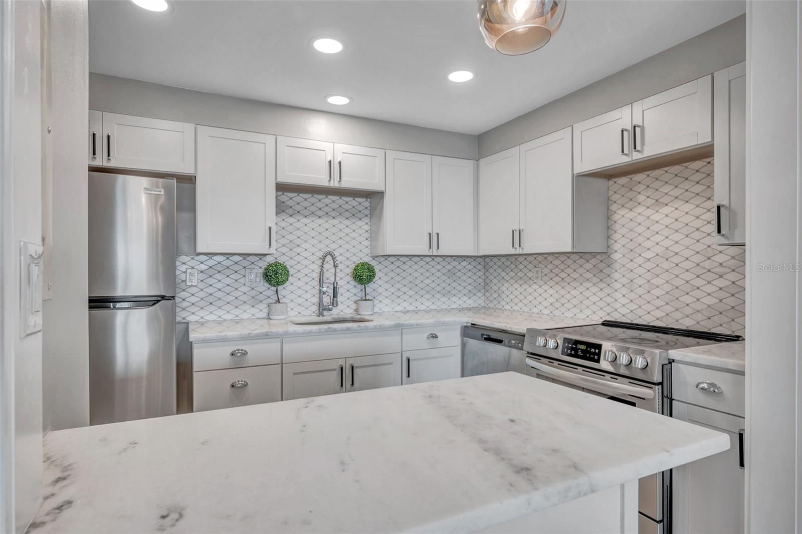 400 64th Unit 907 W, St Pete Beach, FL 33706