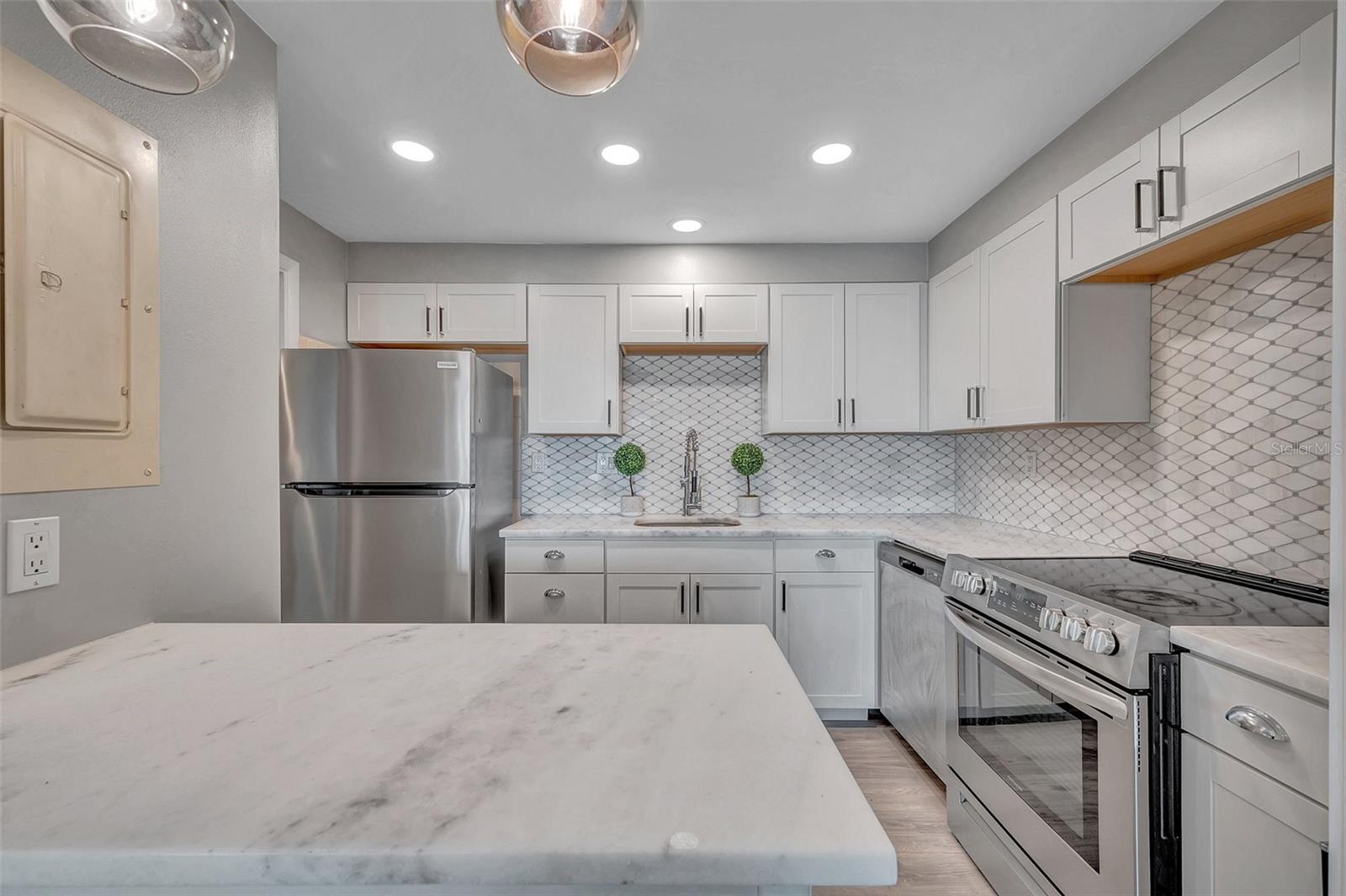 400 64th Unit 907 W, St Pete Beach, FL 33706