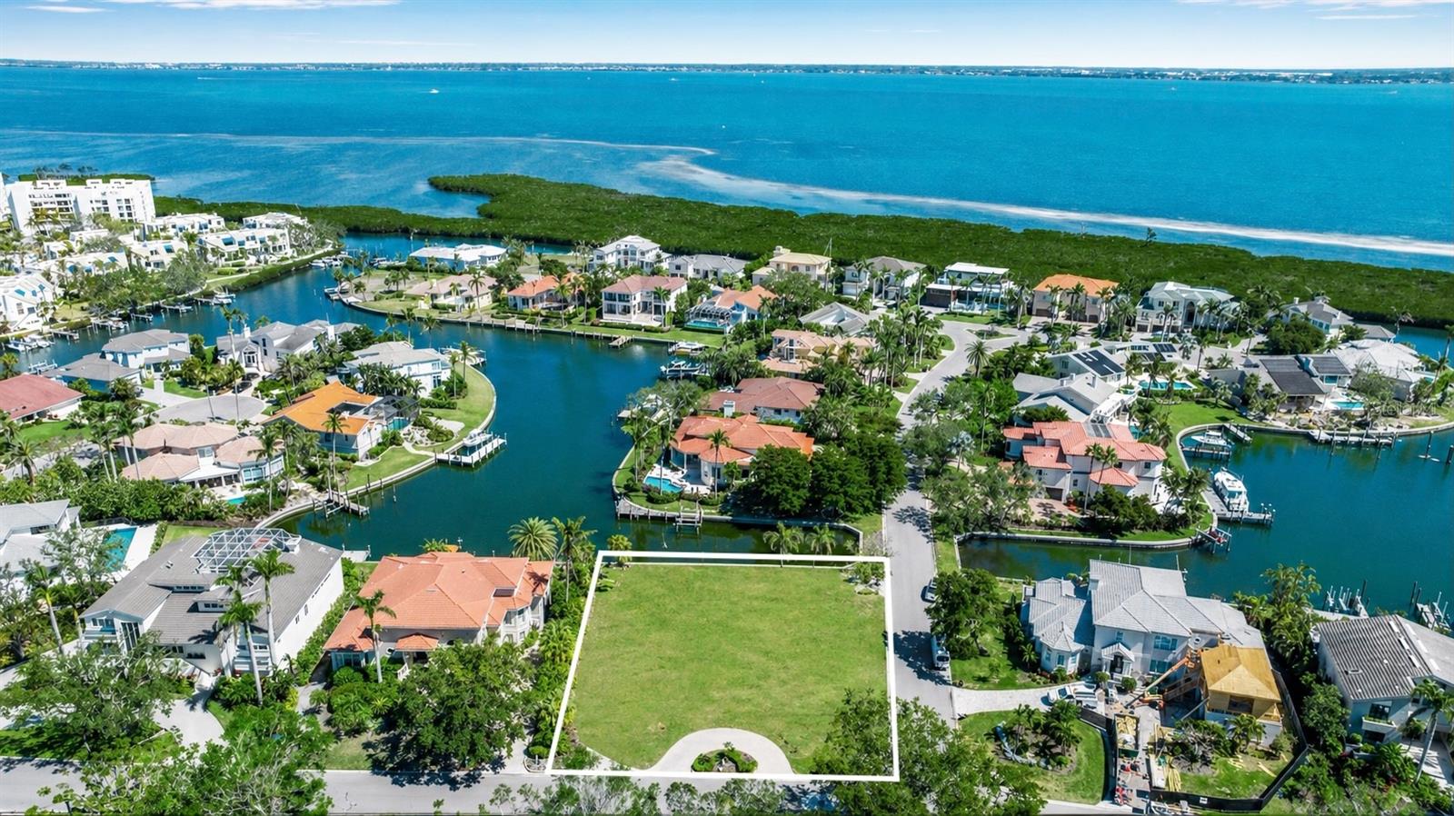 1600 Harbor Sound, Longboat Key, FL 34228