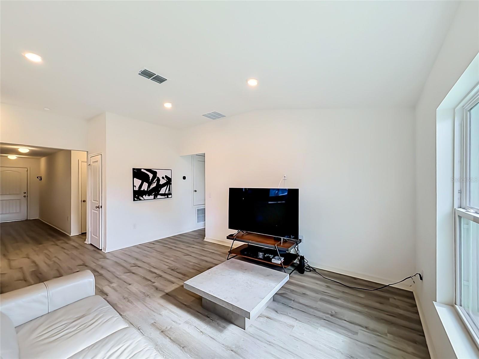 1507 Geranium, Mascotte, FL 34753