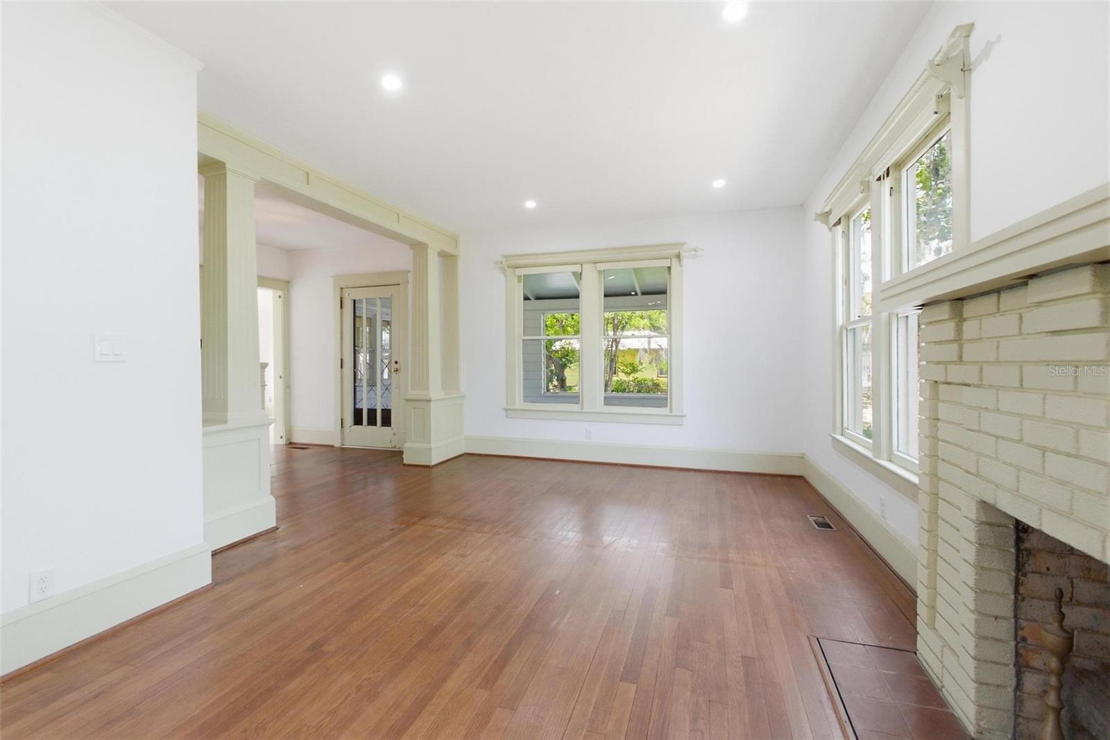 533 Sans Souci, Deland, FL 32720