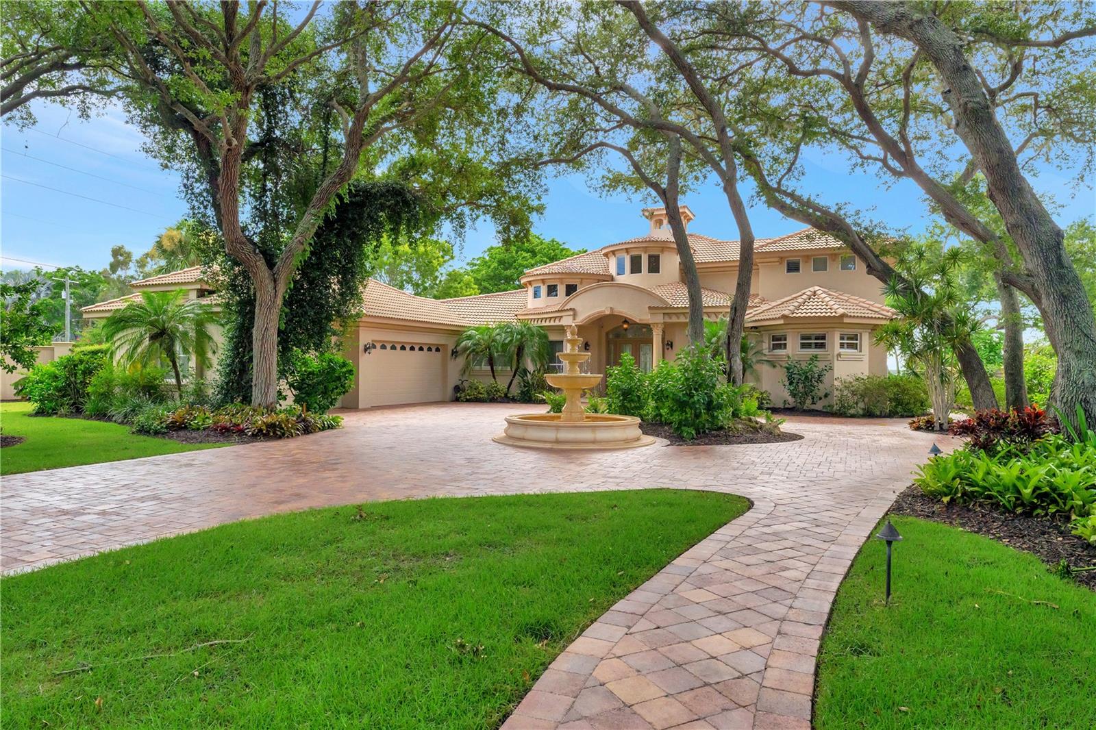 416 81st, Bradenton, FL 34209
