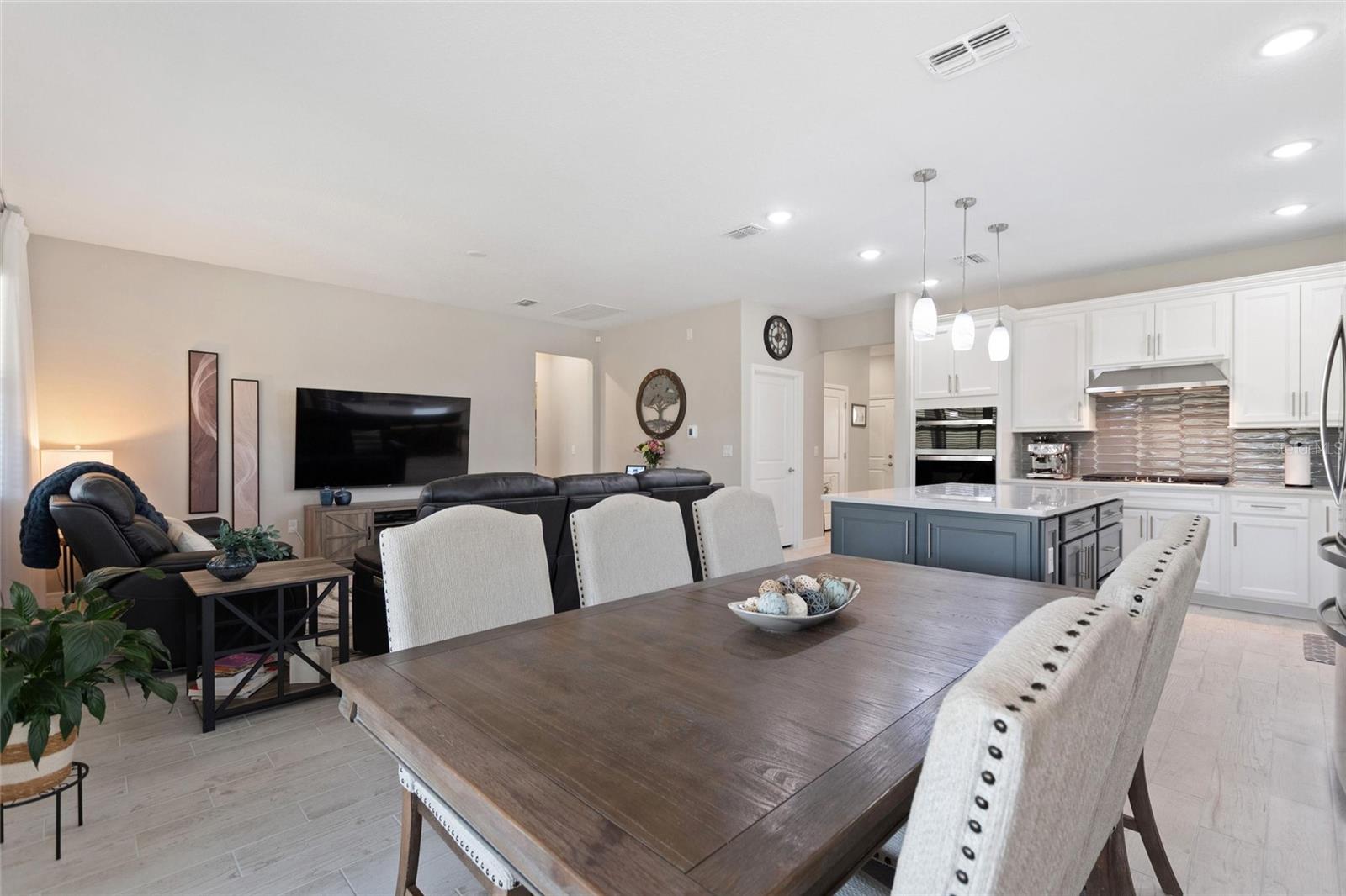 1333 Zesty Citrus Ln, Minneola, FL 34715