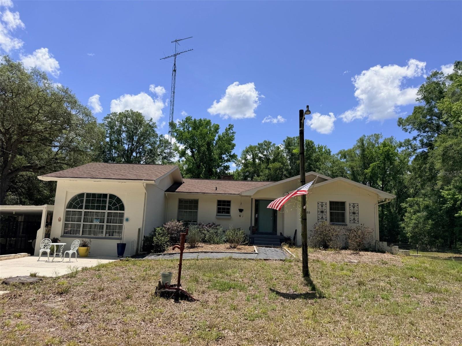 288 899th, Old Town, FL 32680