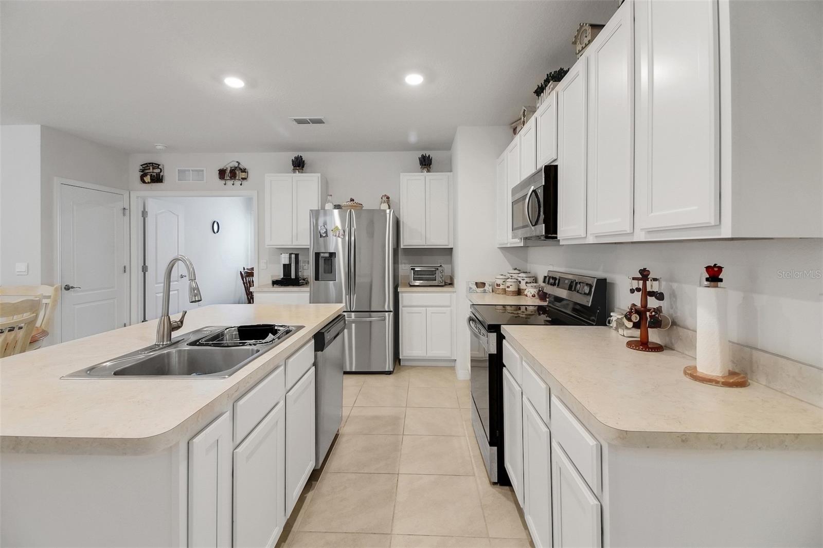 30112 Armenia, Leesburg, FL 34748