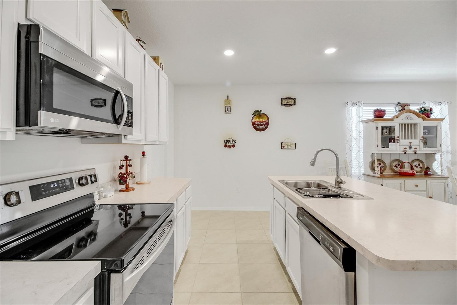 30112 Armenia, Leesburg, FL 34748