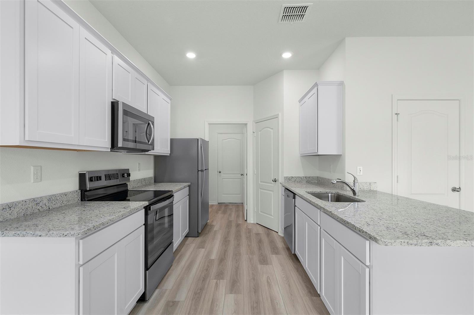 13348 Tula, Astatula, FL 34705