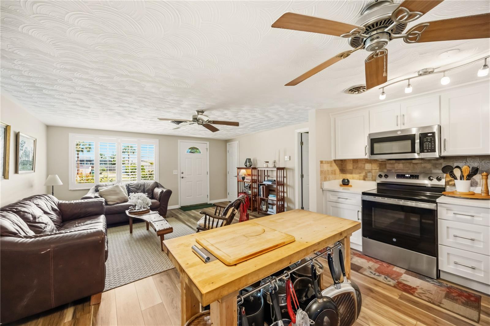 885 3rd, Englewood, FL 34223