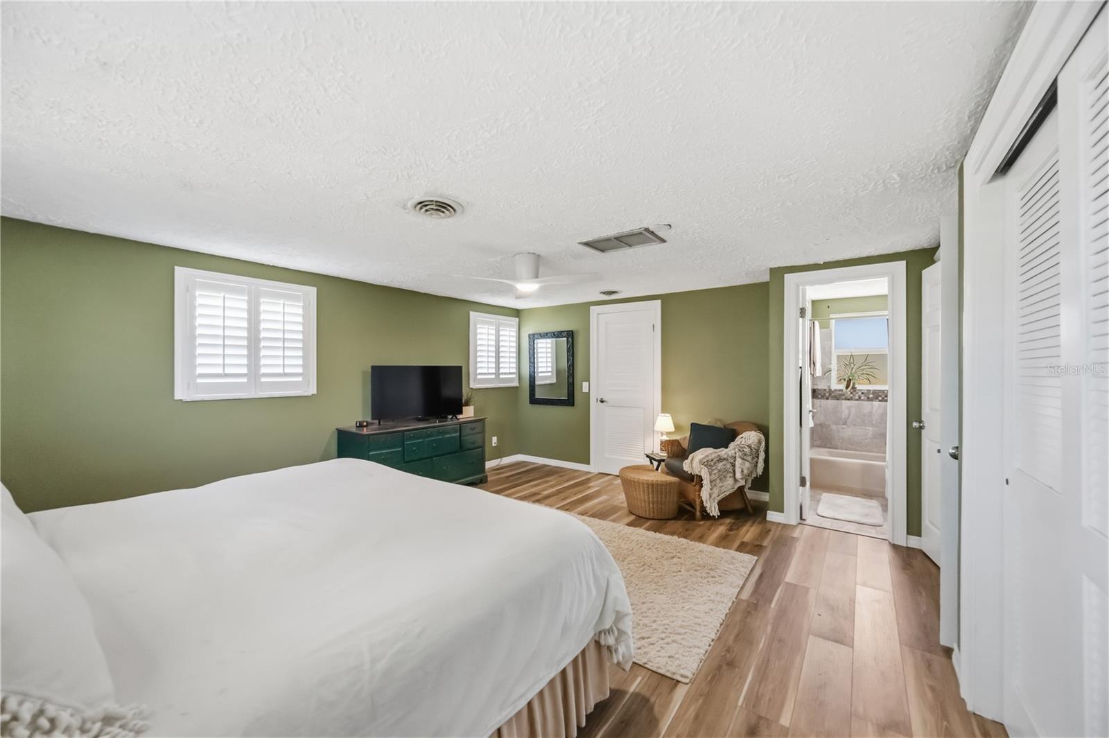 885 3rd, Englewood, FL 34223