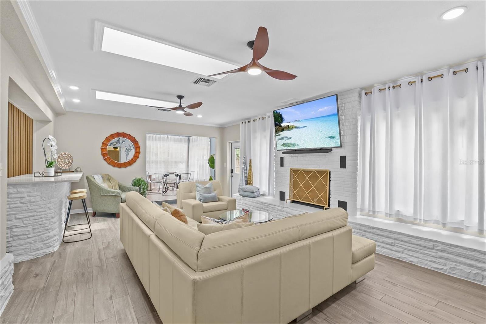 231 Lime, Dunedin, FL 34698