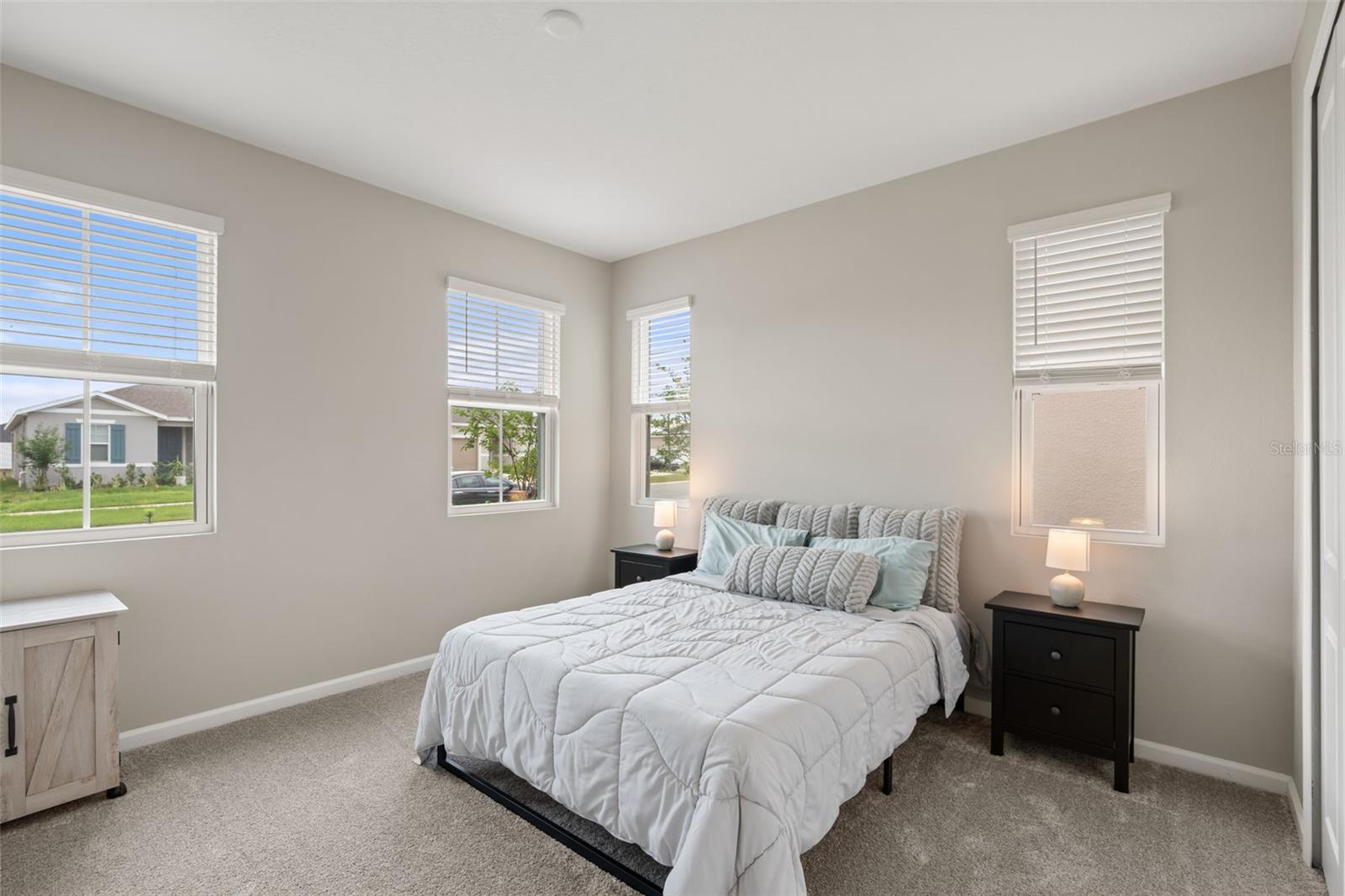 1542 Sugarbelle, Mascotte, FL 34753