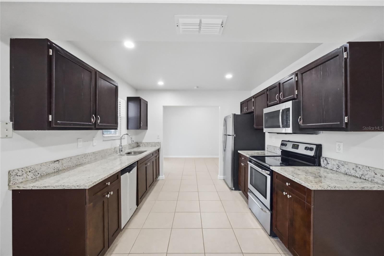 1441 Monte Lake, Valrico, FL 33596