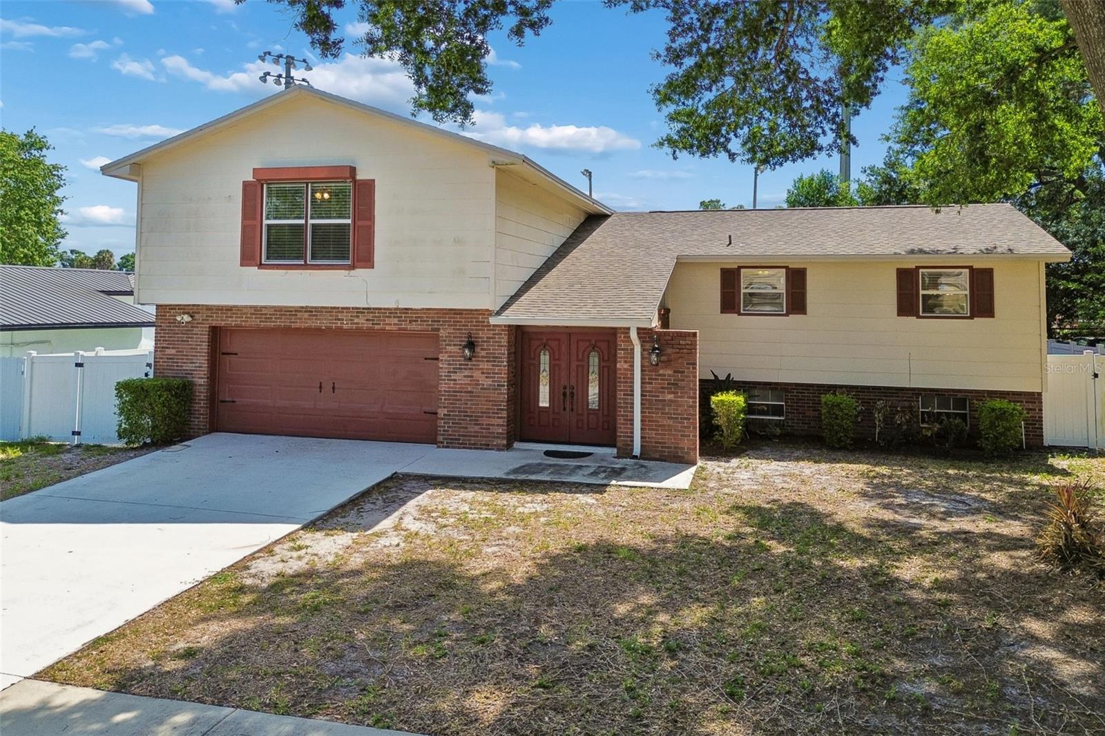 2620 Giant, Seffner, FL 33584