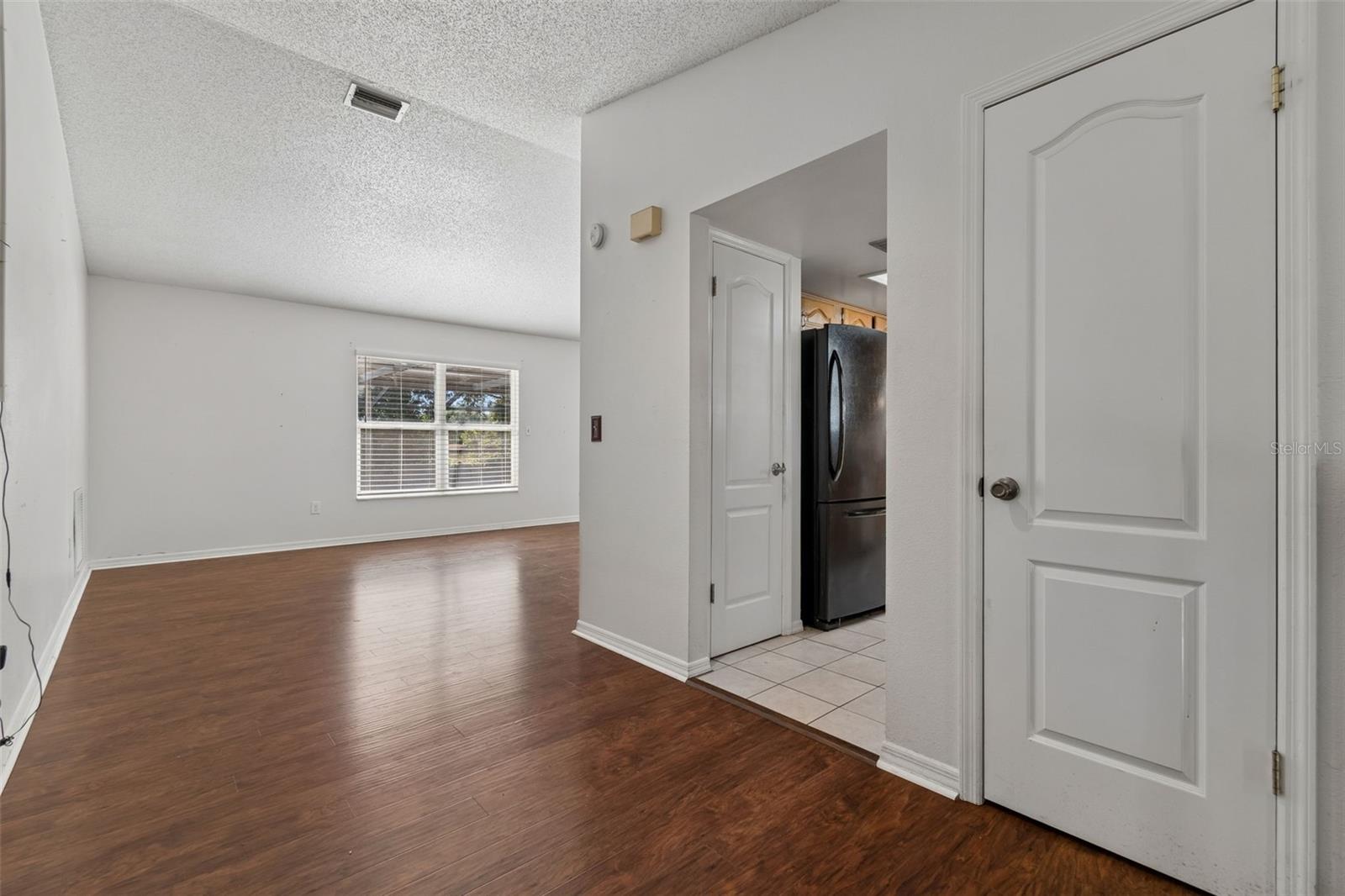 2620 Giant, Seffner, FL 33584