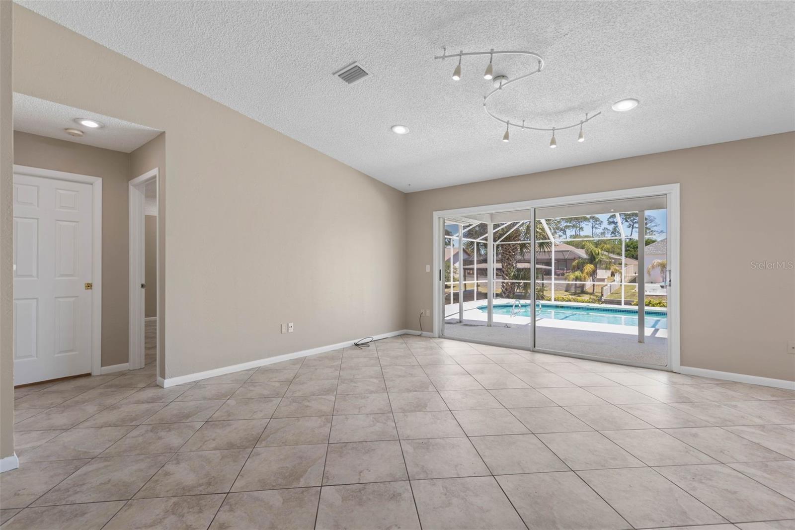 21 Crescent, Palm Coast, FL 32137