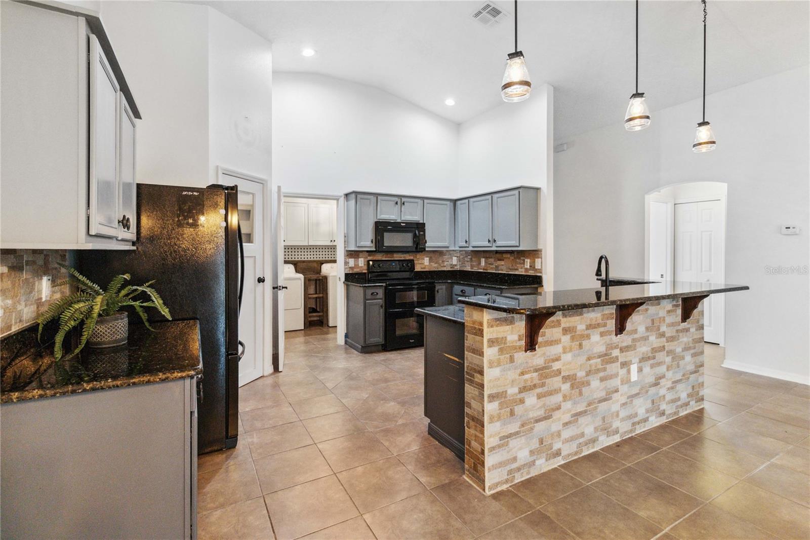 402 Rio Grande, Poinciana, FL 34759