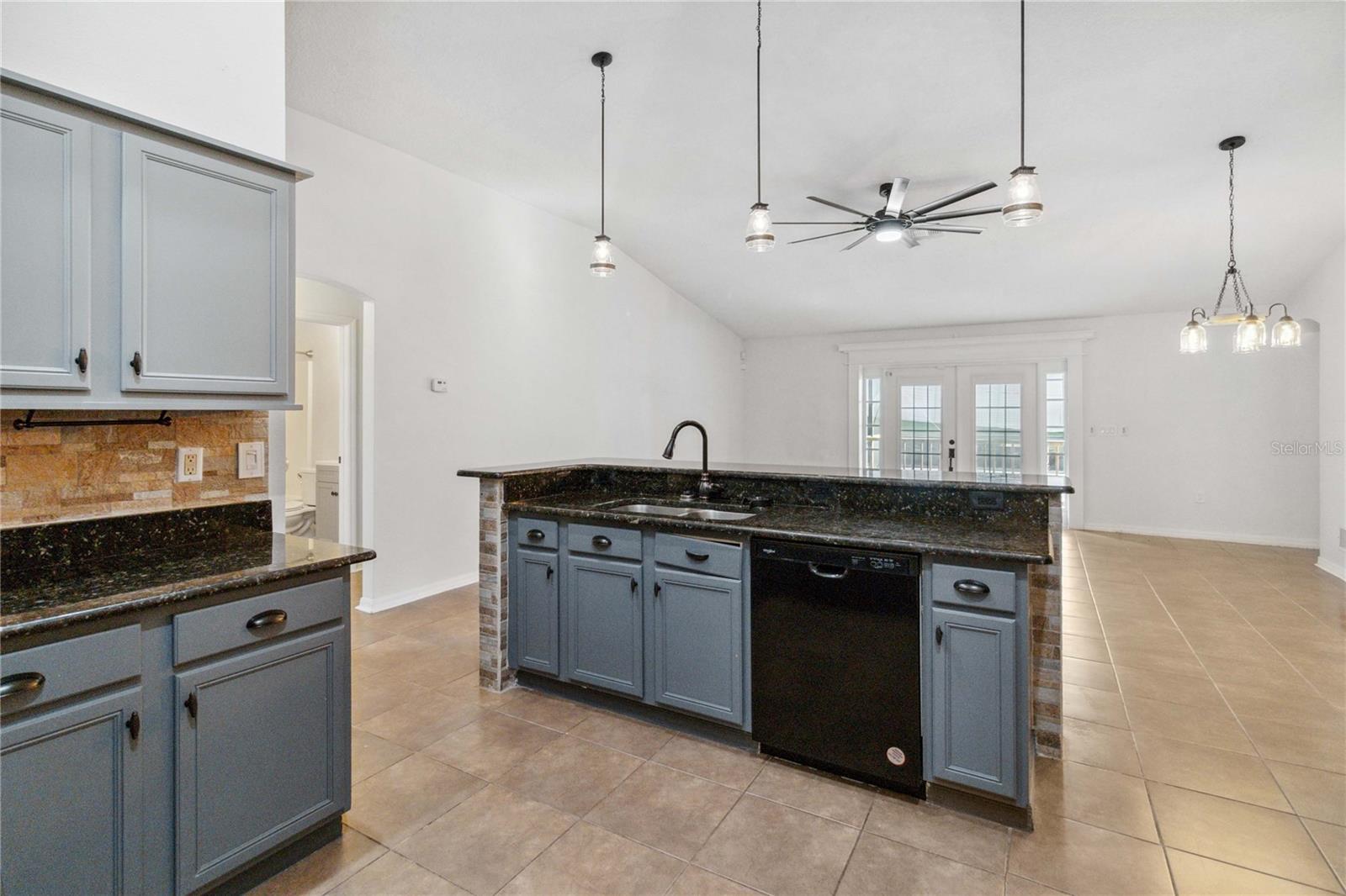 402 Rio Grande, Poinciana, FL 34759