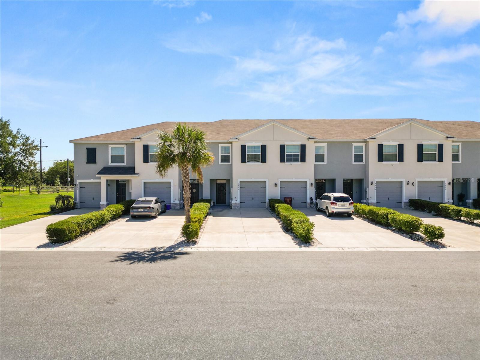 3830 Sunflower Field, Plant City, FL 33565
