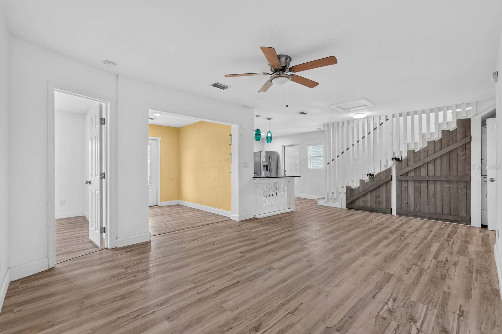 2005 Schulte, Daytona Beach, FL 32118