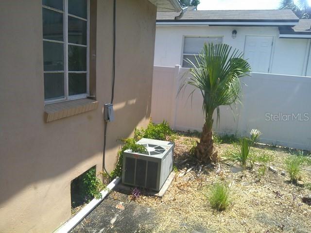 2040 22nd, St Petersburg, FL 33712