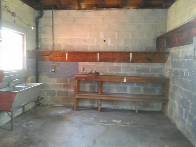 2040 22nd, St Petersburg, FL 33712